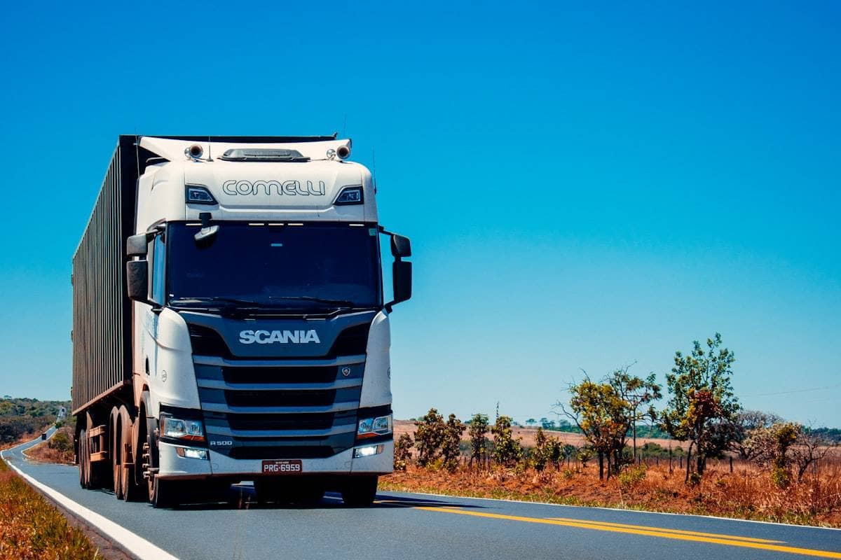 FTL vs PTL: Which Is Right for Your Business?
